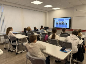 Сегодня на традиционном цикле уроков «Разговоры о важном» мы говорили о самой благородной и отважной профессии – спасатель.