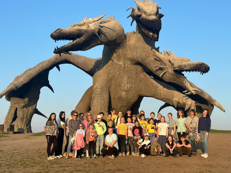 Обучающиеся МКОУ «Краснобогатырский ЦО» посетили природный парк чудес &quot;Кудыкина гора&quot;.
