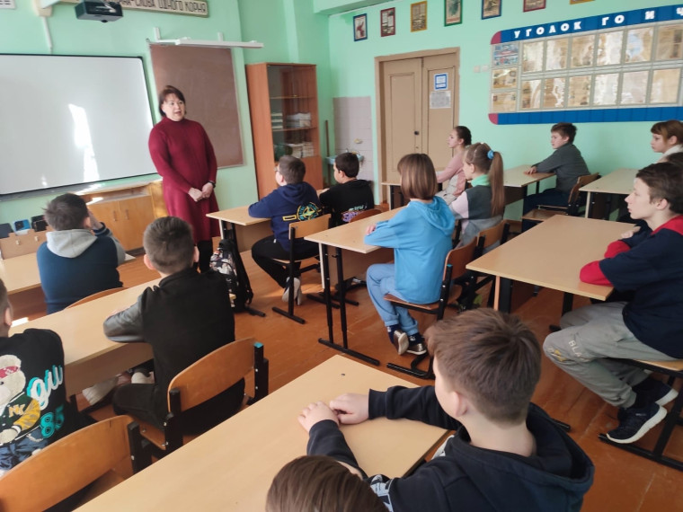 Сегодня для обучающихся 5-11 классов прошла лекция " Наше поколение за здоровый образ жизни ".