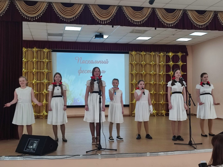 Сегодня обучающиеся школы приняли участие в XI детском Пасхальном фестивале православной культуры " Пасха глазами детей!.